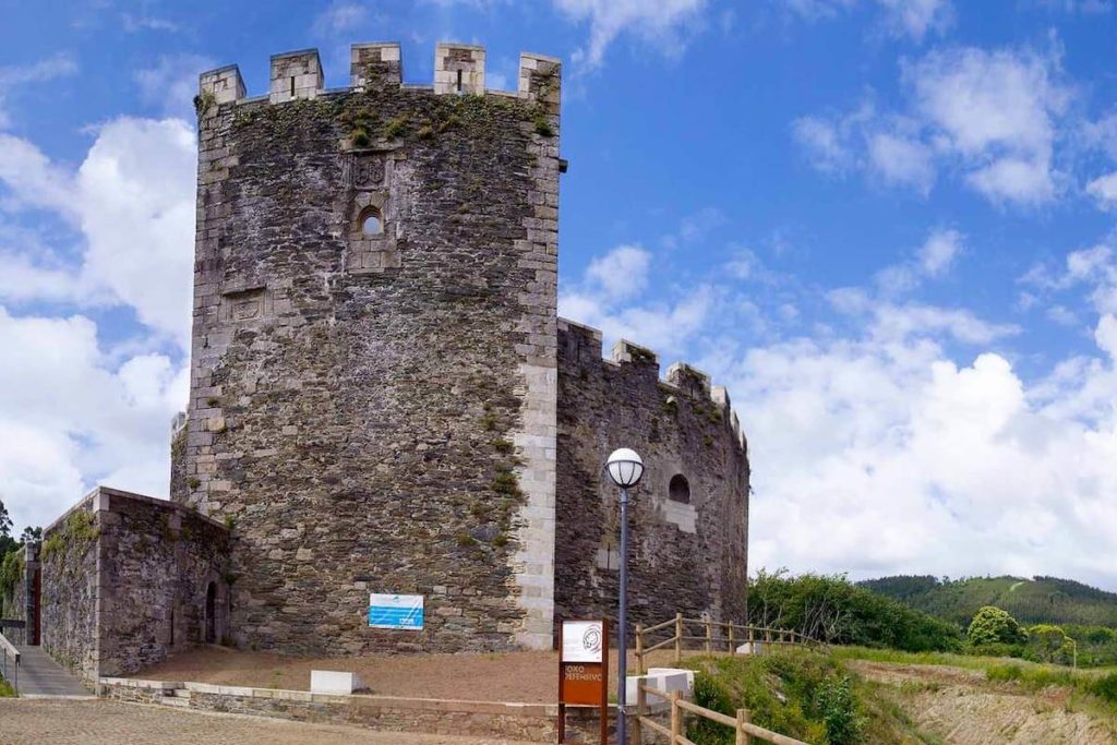 Castillo de Moeche - Centro de Interpretación de las Revueltas Irmandiñas